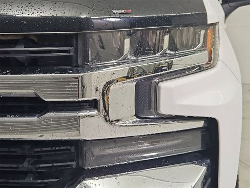 Used 2019 Chevrolet Silverado 1500 LT w/ All-Star Edition image 10