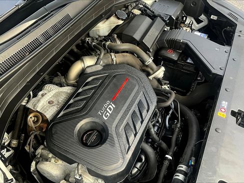 Used 2019 Hyundai Santa Fe AWD image 28