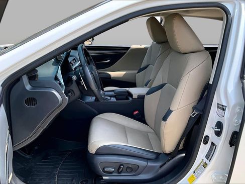 Used 2019 Lexus ES 350 FWD image 8