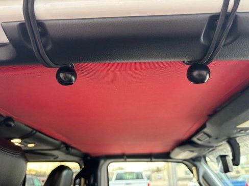 Used 2022 Jeep Gladiator Rubicon w/ Cold Weather Group image 7