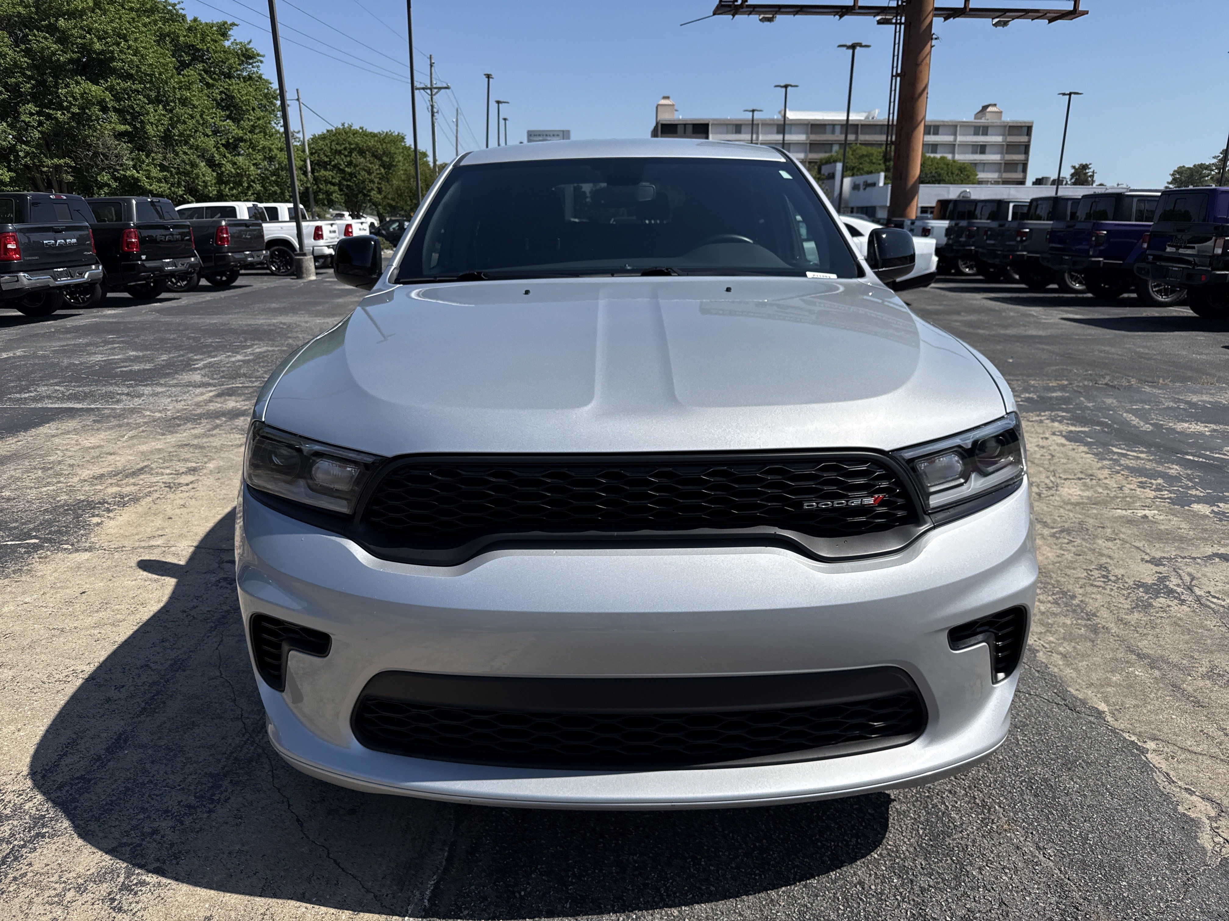 Certified 2025 Dodge Durango GT AWD/4WD image 3