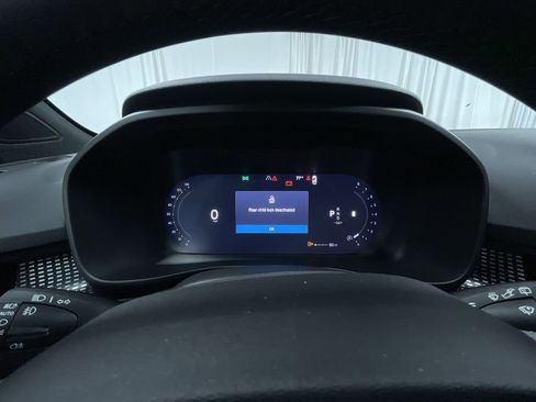 New 2026 Volvo XC40 B5 Ultra w/ Protection Package Premier image 9