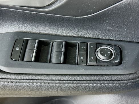 Used 2025 Toyota Grand Highlander AWD image 15