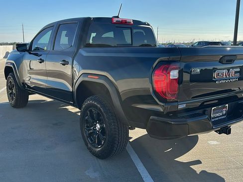 Used 2024 GMC Canyon Elevation w/ Convenience Package image 10
