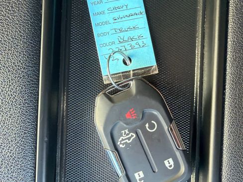 Used 2022 Chevrolet Silverado 1500 RST w/ Z71 Off-Road Package image 33