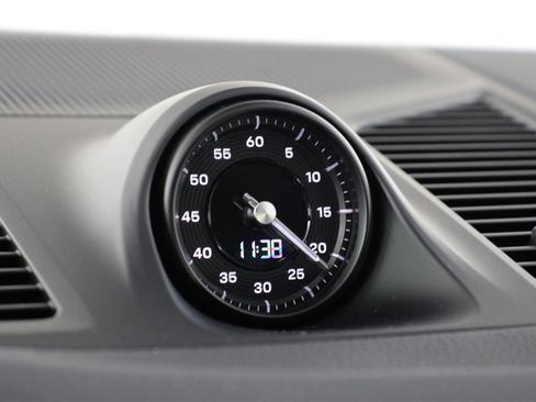 New 2026 Porsche Cayenne image 16