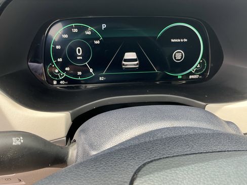Used 2022 Hyundai Palisade Limited w/ Cargo Package AWD/4WD image 11