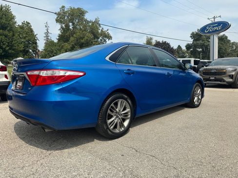 Used 2017 Toyota Camry SE FWD image 5