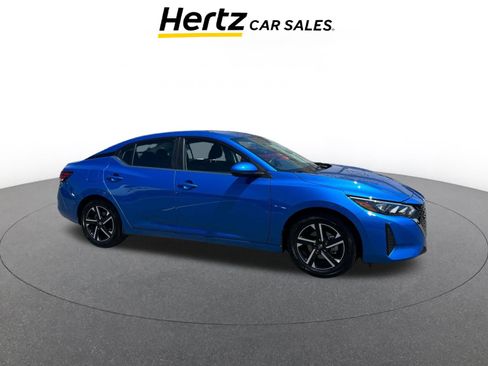 Used 2025 Nissan Sentra SV FWD image 1