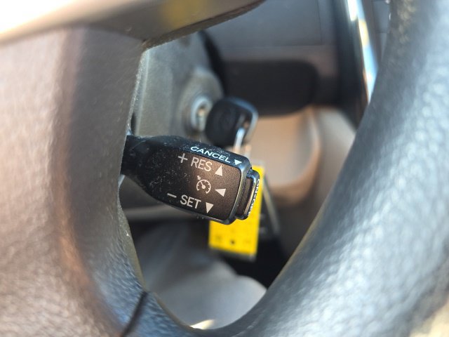Used 2014 Toyota Camry FWD image 16
