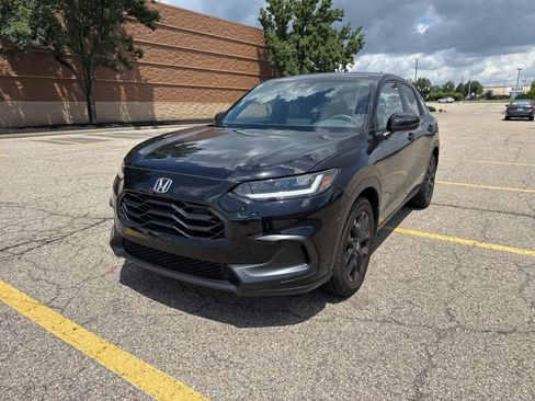 Used 2024 Honda HR-V Sport image 8
