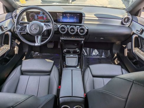 Used 2025 Mercedes-Benz CLA 250 image 14