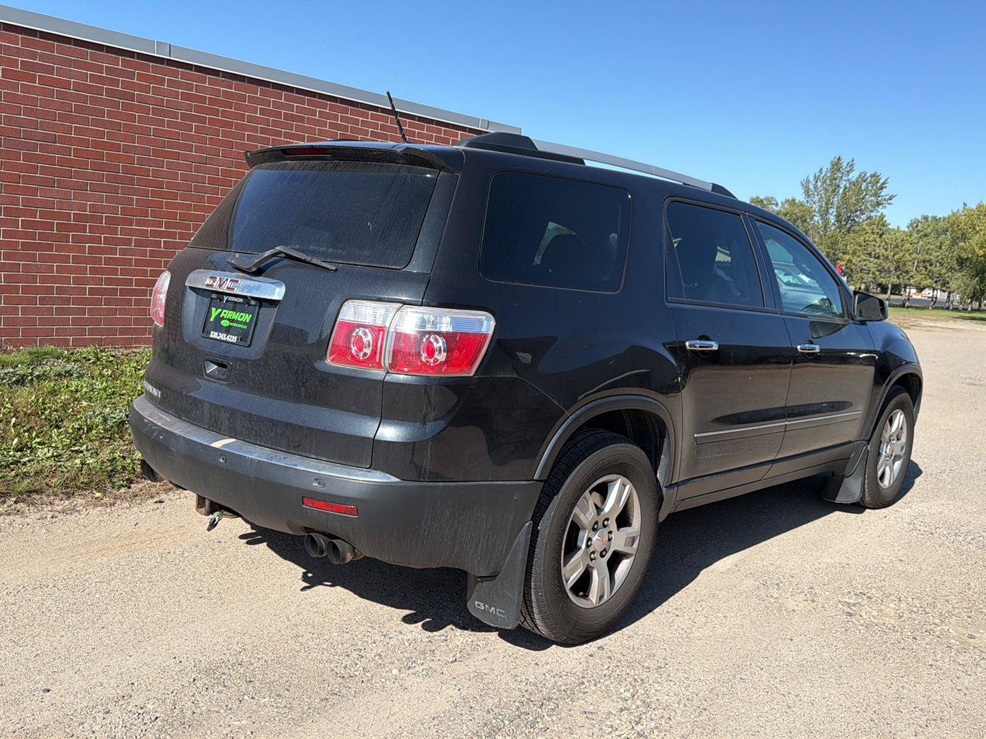 Used 2010 GMC Acadia SLE FWD image 3