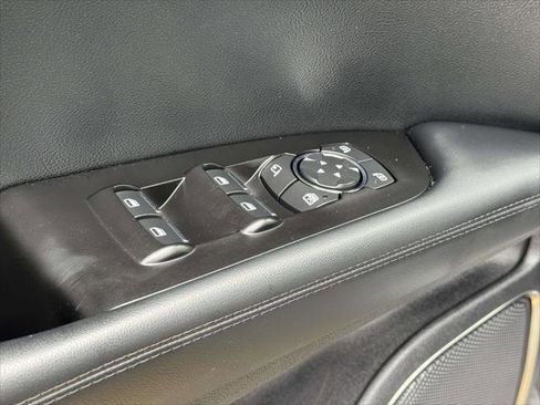 Used 2022 Lincoln Nautilus Standard image 15