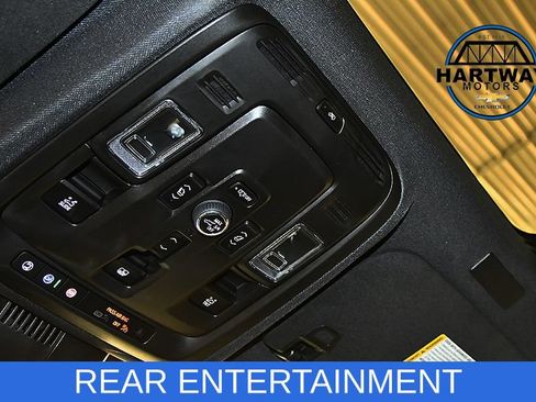 Used 2025 Chevrolet Tahoe High Country AWD/4WD image 25
