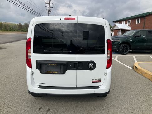 Used 2022 RAM ProMaster City Tradesman w/ Window Group 05 FWD image 4