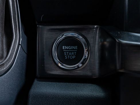 Used 2026 Ford F450 Lariat w/ FX4 Off-Road Package image 22