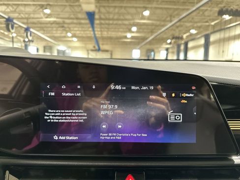 Used 2024 Kia Niro Wind image 12