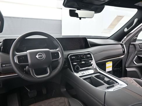 New 2026 Nissan Armada Platinum image 11