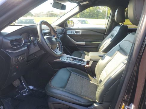Used 2023 Ford Explorer Timberline w/ Timberline Technology Package image 9