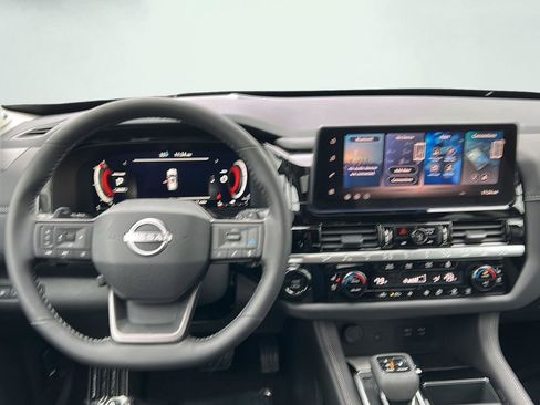 New 2026 Nissan Pathfinder Platinum w/ Cargo Package image 14