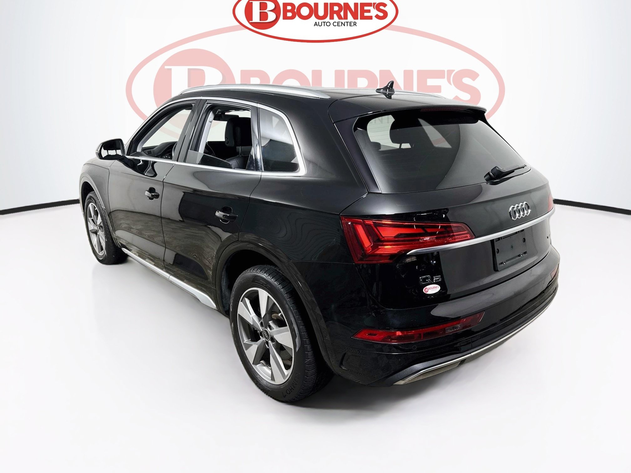 Used 2024 Audi Q5 2.0T Premium AWD/4WD image 8