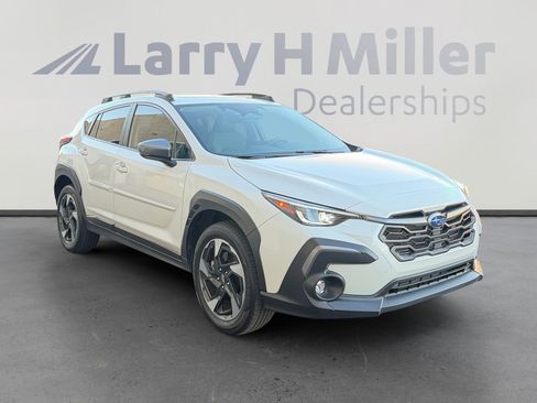 Used 2024 Subaru Crosstrek 2.5i Limited w/ Crosstrek Mirror Package image 7