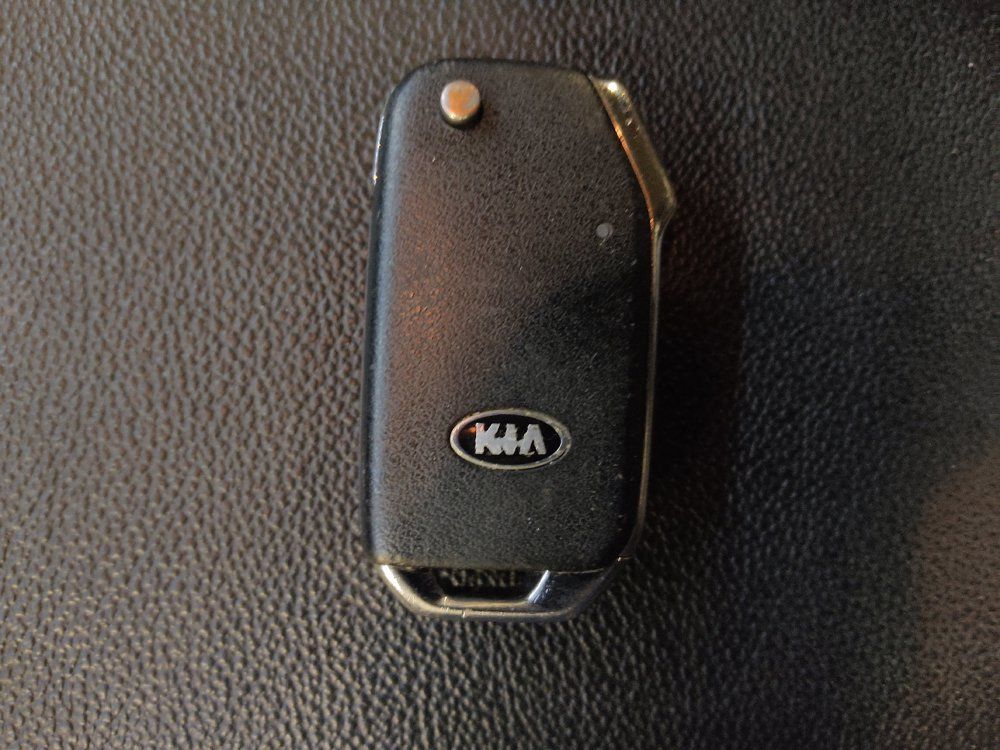 Used 2021 Kia Forte LXS FWD image 32