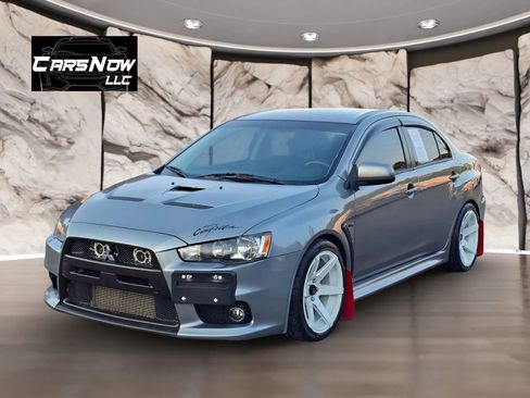 Used 2013 Mitsubishi Lancer Evolution GSR image 3