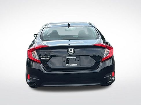 Used 2018 Honda Civic EX image 6