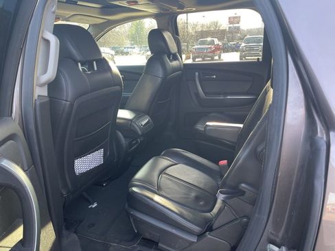 Used 2007 GMC Acadia SLT w/ Trailering Package image 14