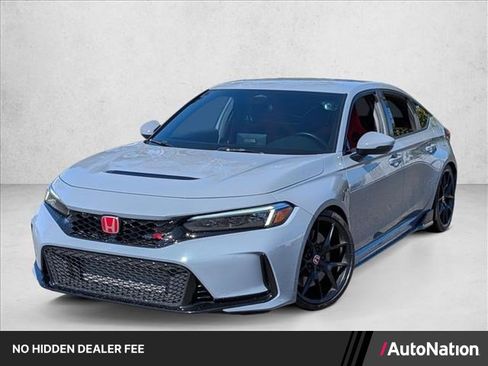 Used 2024 Honda Civic Type R image 1