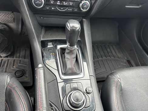 Used 2014 MAZDA MAZDA3 s Grand Touring w/ Technology Package image 14