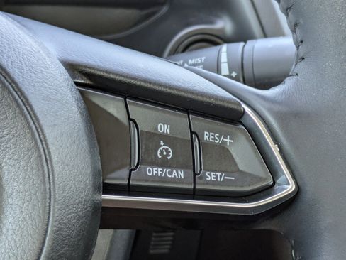 Used 2018 MAZDA MAZDA3 Touring image 30