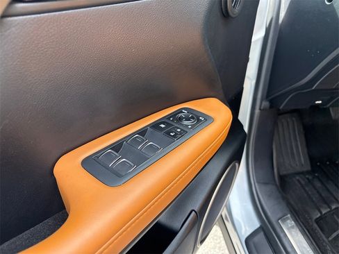 Used 2022 Lexus RX 350L FWD w/ Premium Package image 26