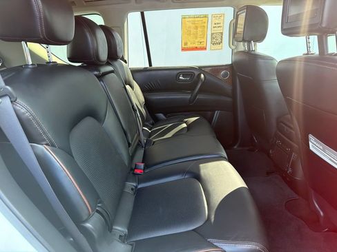 Used 2019 Nissan Armada Platinum w/ Interior Lighting Package AWD/4WD image 8