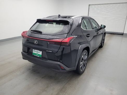 Used 2022 Lexus UX 200 w/ Accessory Package (Z2) FWD image 9