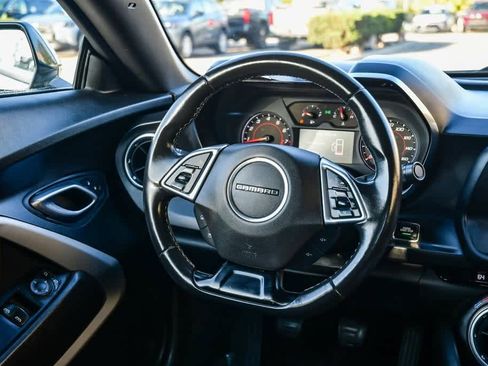 Used 2021 Chevrolet Camaro LT image 12