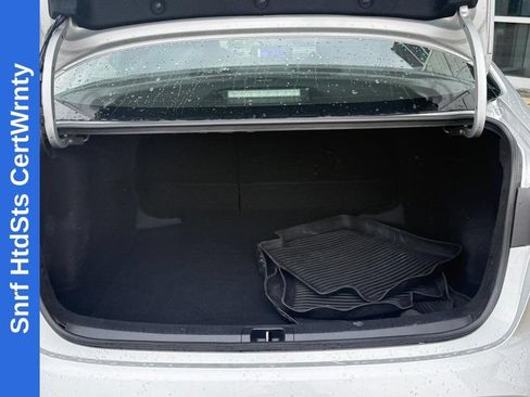 Used 2024 Toyota Corolla XSE FWD image 4