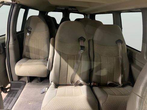 Used 2016 Chevrolet Express 3500 LT w/ LT Preferred Equipment Group image 11