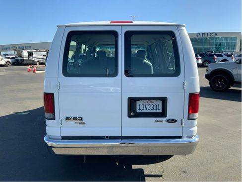 Used 2009 Ford E-150 and Econoline 150 Wagon image 6