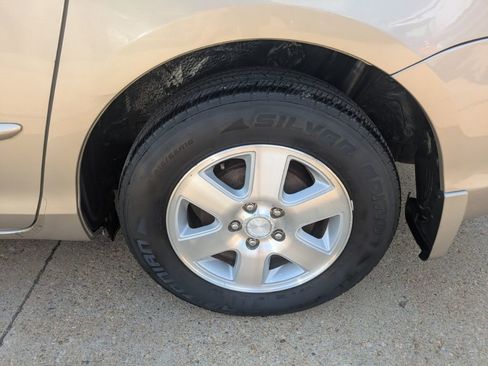 Used 2005 Toyota Sienna CE FWD image 18