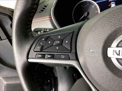 Used 2023 Nissan Sentra SR FWD image 23