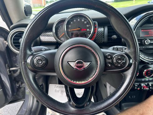 Used 2015 MINI Cooper S FWD image 25