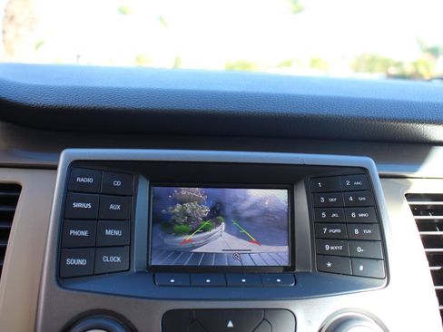 Used 2018 Ford Flex SE image 22