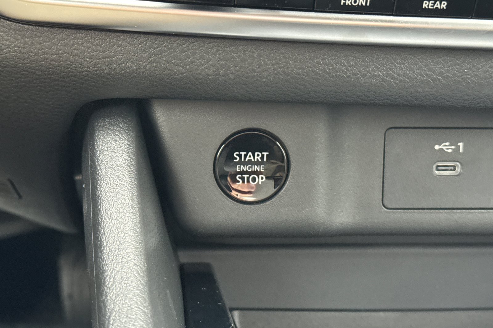 Used 2026 Nissan Rogue SV FWD image 26