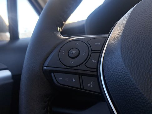 New 2025 Toyota RAV4 XLE image 27