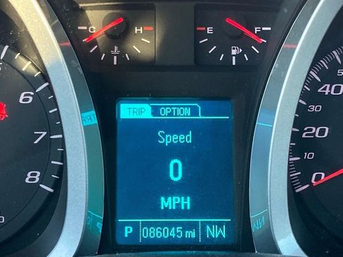 Used 2016 Chevrolet Equinox LS image 17