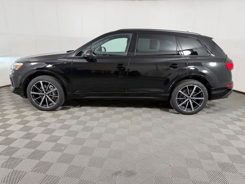 Certified 2025 Audi Q7 2.0T Premium Plus w/ Premium Plus Package AWD/4WD image 2