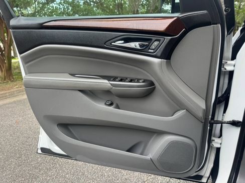 Used 2012 Cadillac SRX Premium FWD image 10